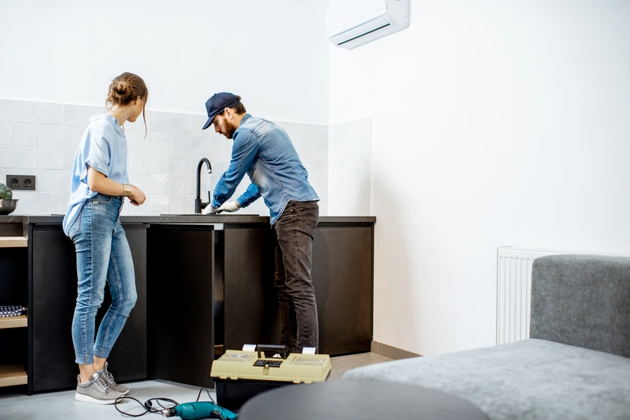 Common Signs Your Countertop Needs Professional Repair in Los Angeles CA